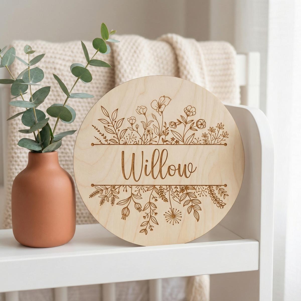 Personalized Floral Round Wood - огляд і ціна Baby Nursery